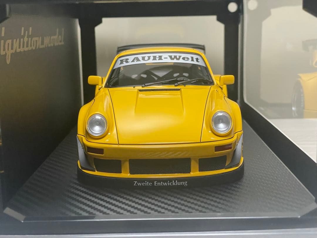 イグニッションモデル 1/18 RWB 930 IG3621
