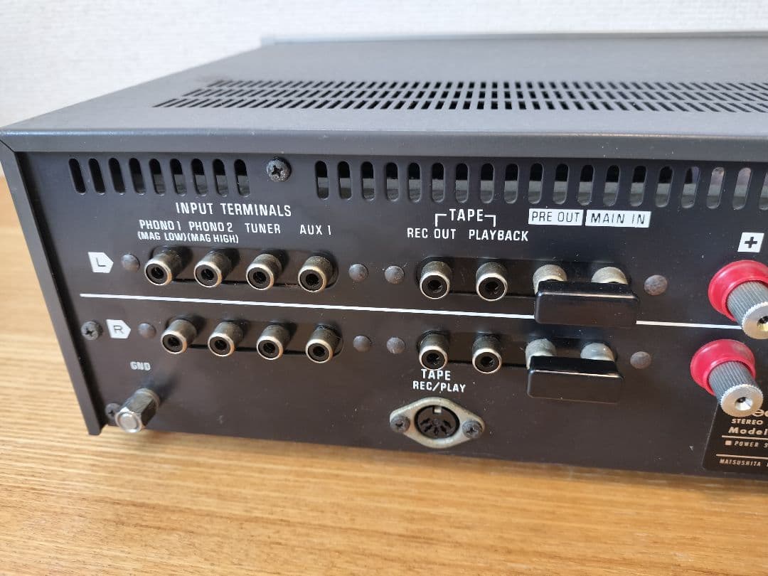 希少 Technics ヴィンテージ SU-3100 プリメインアンプ