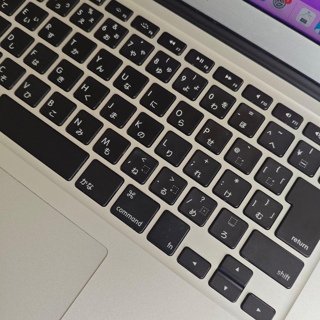 【完動品】MacBook Air (13inch, Early 2015)
