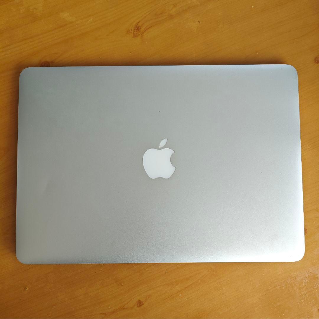 【完動品】MacBook Air (13inch, Early 2015)