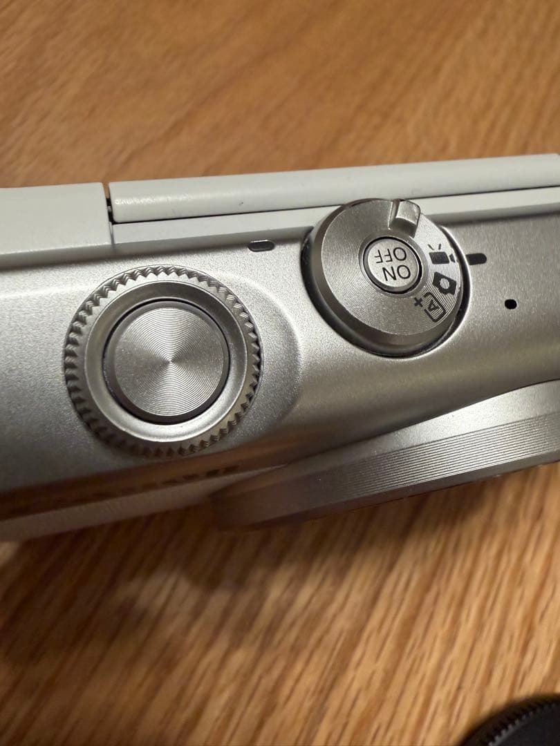 Canon EOS M200 ミラーレスカメラセット