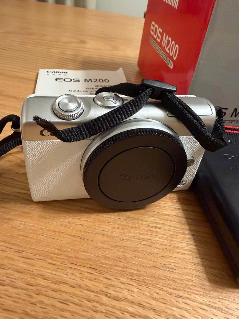 Canon EOS M200 ミラーレスカメラセット