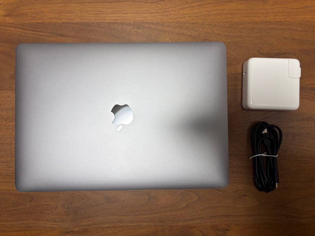 高性能&美品❗️MacBook Pro 2018 i7&16GB&1TB Win