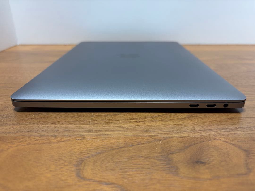高性能&美品❗️MacBook Pro 2018 i7&16GB&1TB Win