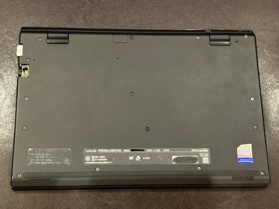 Windowsノート本体 VAIO S11 VJS112C11N Intel i7-8550 16GB