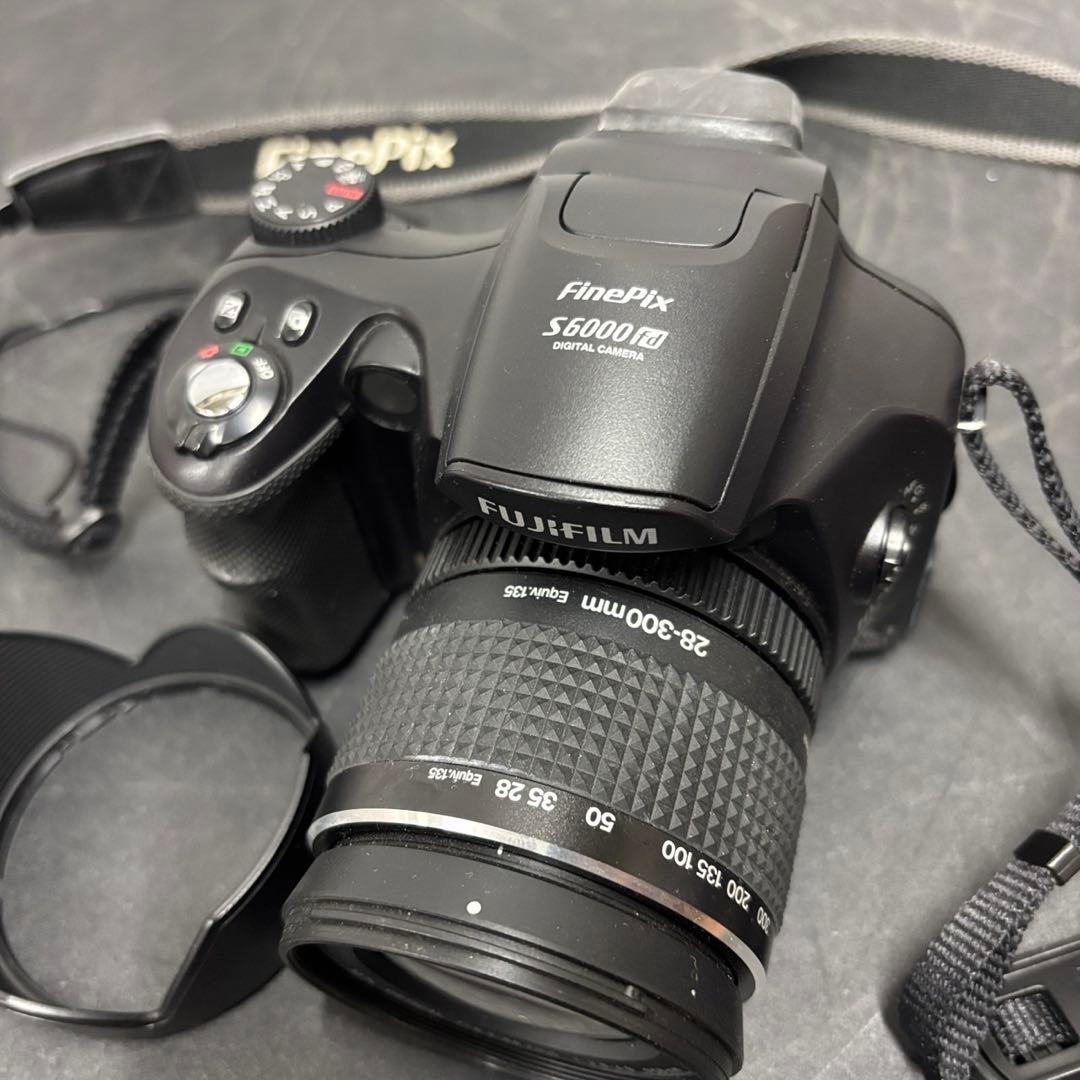 113⭕️お買い得⭕️富士フイルム　デジタル一眼レフ　FinePix　S6000fd