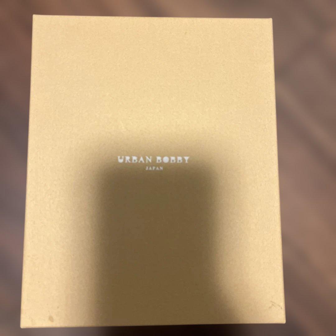 URBAN BOBBY レザー iPhoneXR/11 ストラップ付き