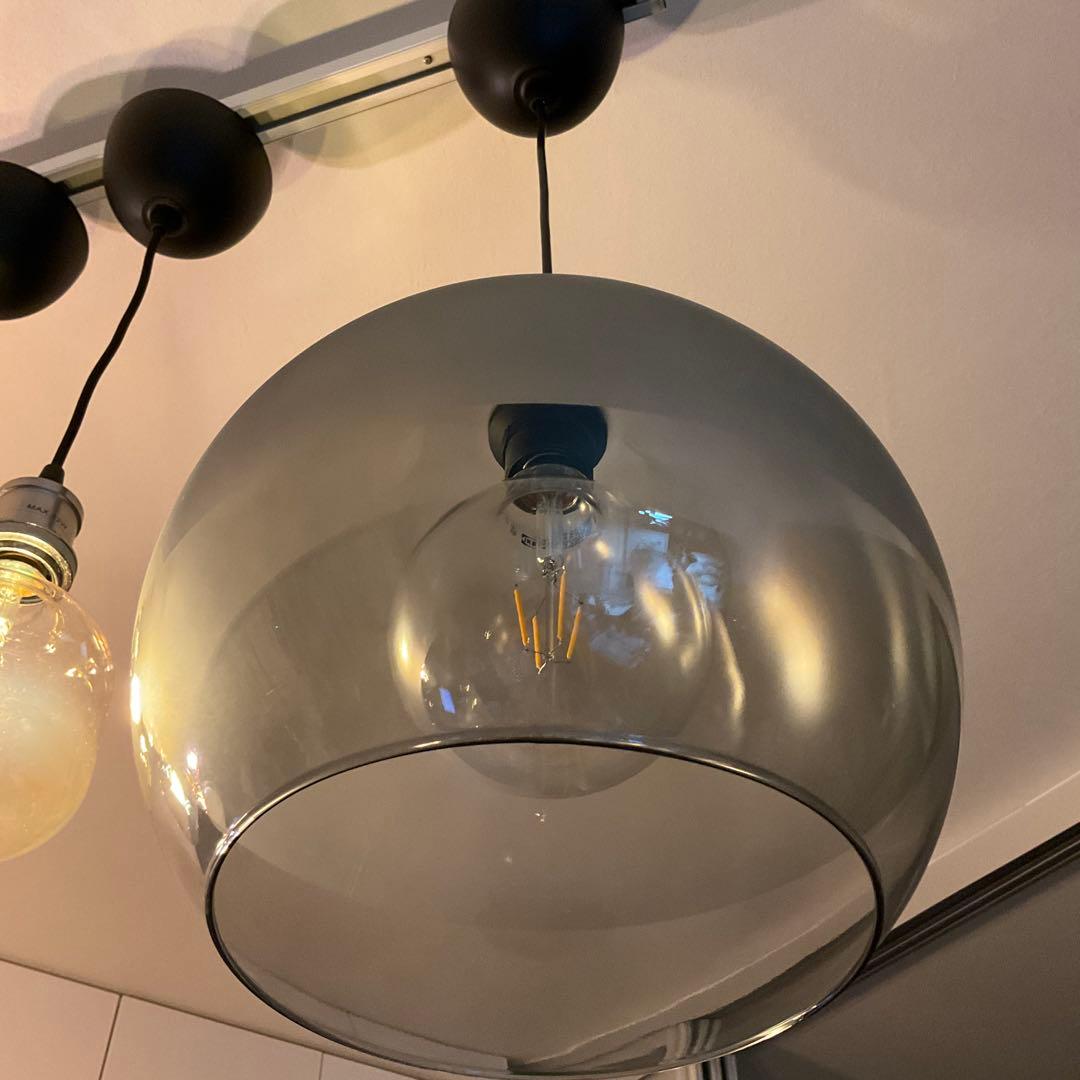 IKEA ガラスシェード 30㎝ 黒コードと電球 コーディネート