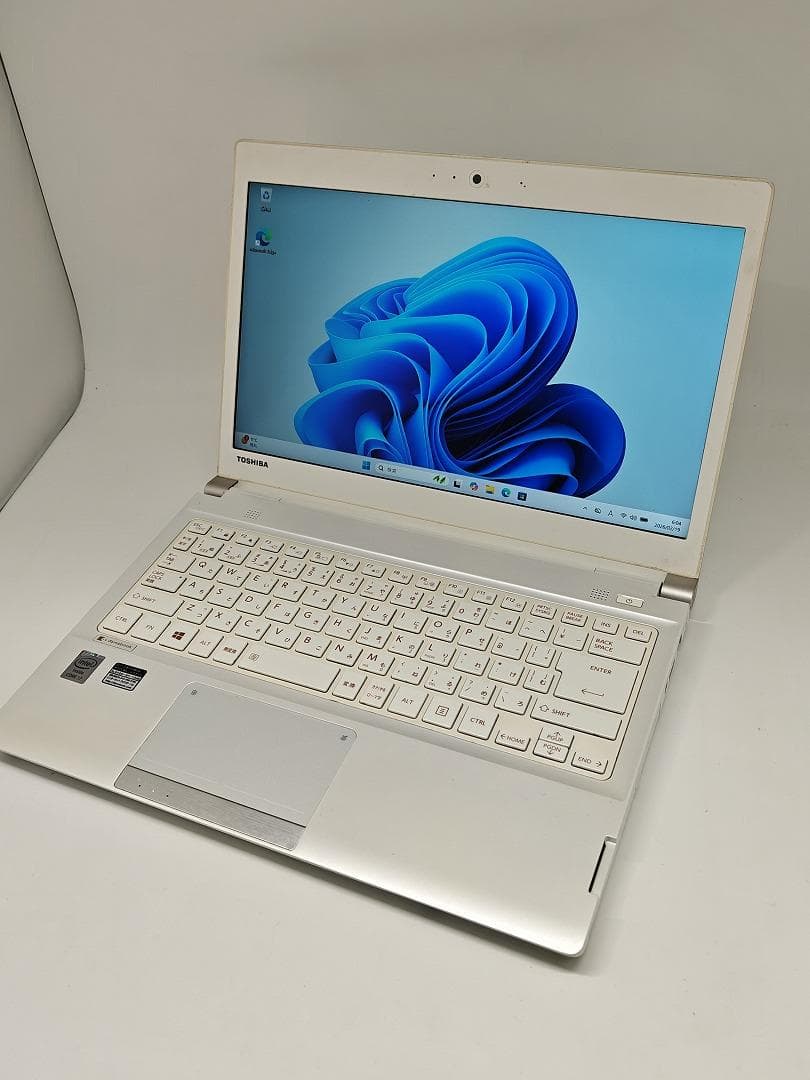 【東芝】爆速 Corei7/SSD128GB ノートパソコン 8GB A12