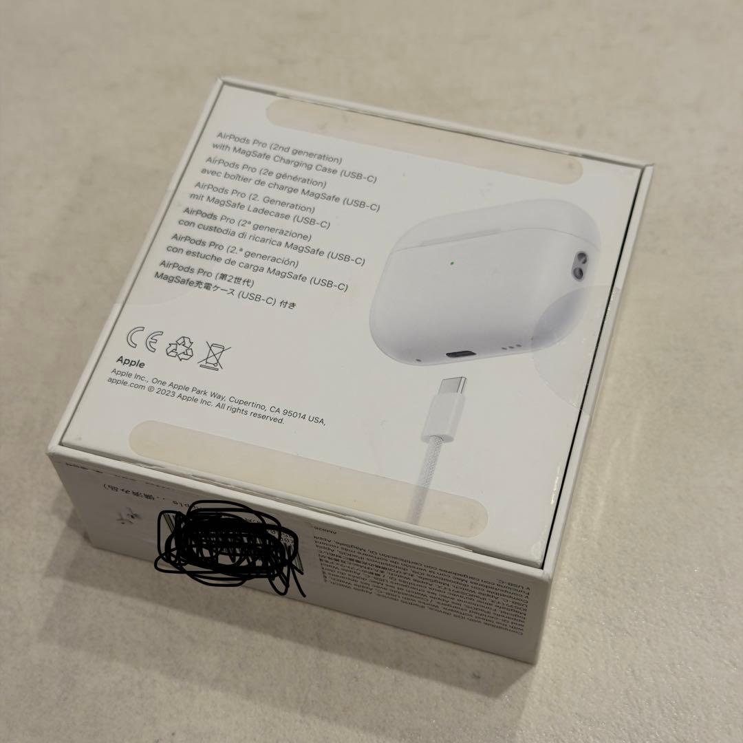 未開封）AirPods Pro 2- USB-C、MagSafe (整備済み品)