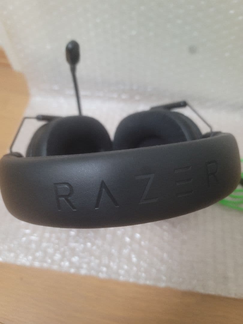 RAZER 有線ヘッドホン ブラック・グリーン