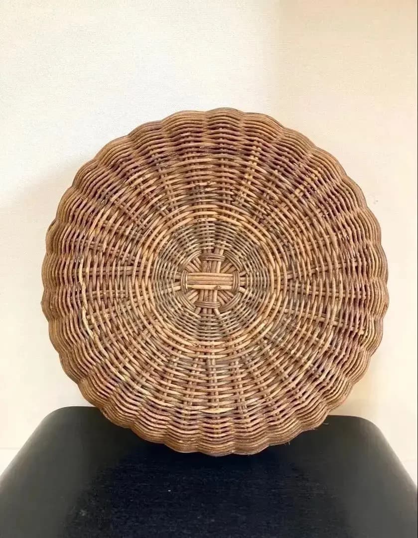 アートな籠 あけび蔓細工 並み編 端正な胴張り型 レアデザイン 津軽の伝統工芸品