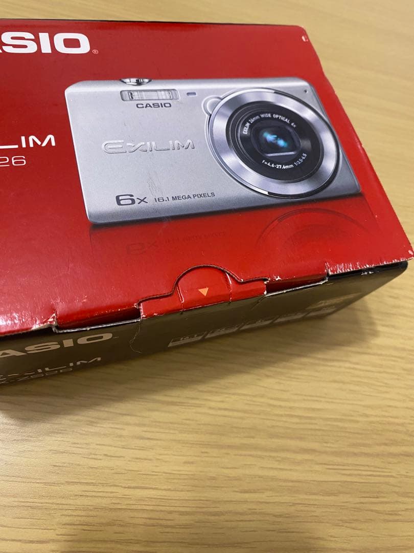 CASIO EXILIM EX-ZS26 コンパクトデジタルカメラ　ホワイト