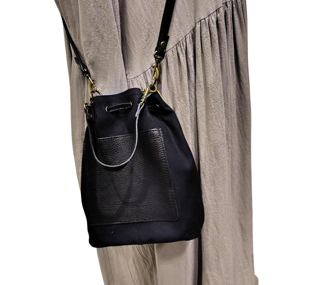 【専用】/thoroughbredサラブレットネイビー/巾着ポシェット