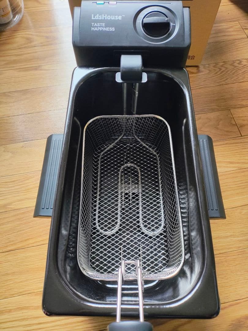 新品、 フライヤー シルバー