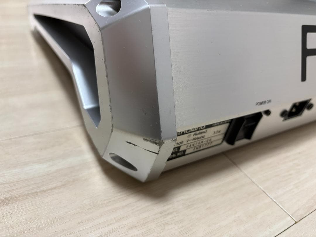 Roland Fantom G6 シンセサイザー