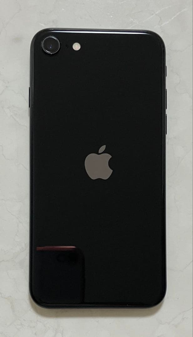 Apple iPhone SE第2世代 ブラック 最大容量74%