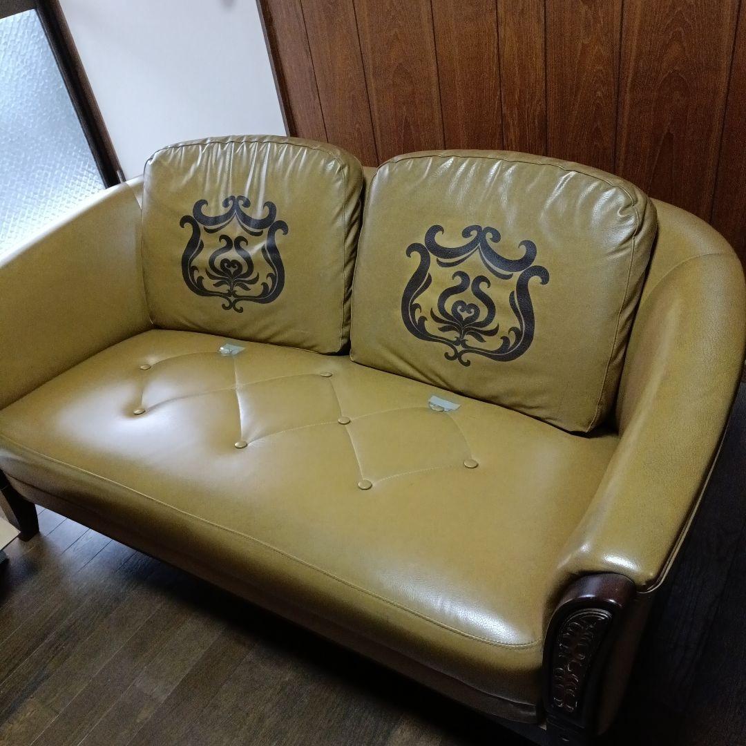 2人がけクラシックスタイルソファ　レザー調　アンティーク