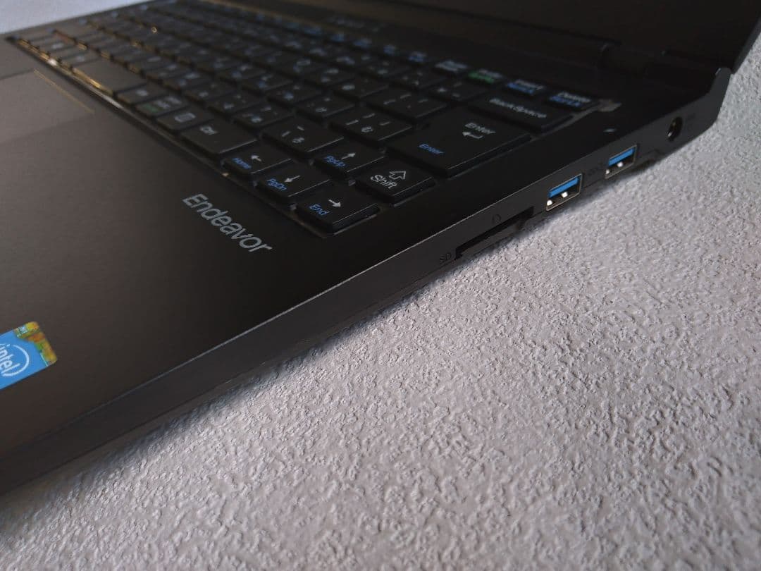 Windowsノート本体 EPSON Endeavor NA511E Core i5 8GB Win10