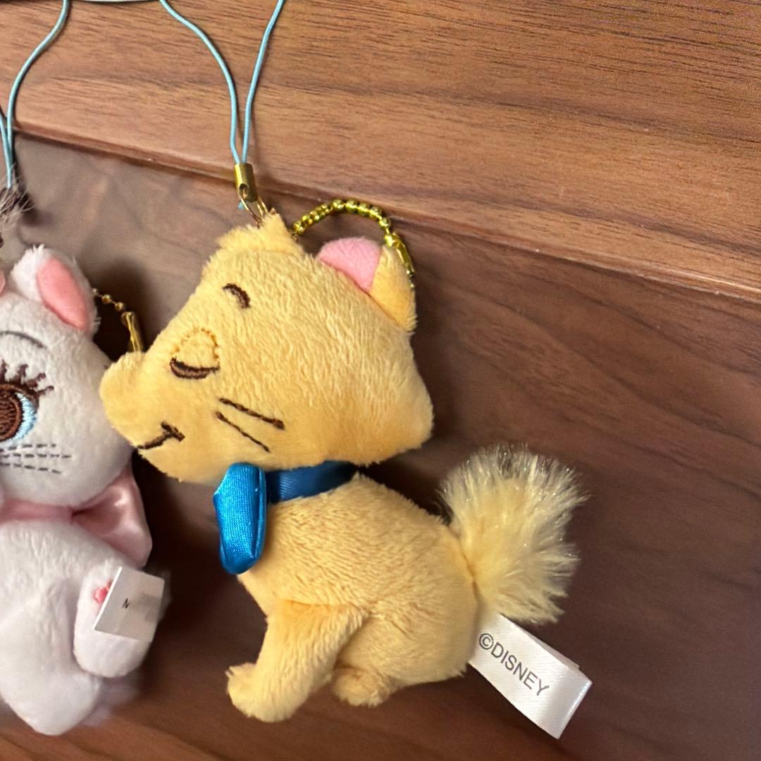 ディズニーストア　おしゃれキャット　ぬいぐるみキーチェーン