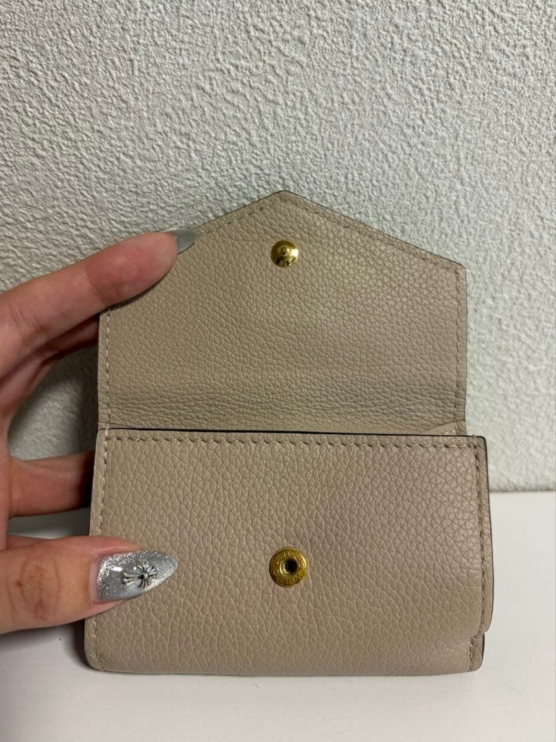 週末限定価格　美品 ルイヴィトン ポルトフォイユ カプシーヌ三つ折り財布ベージュ