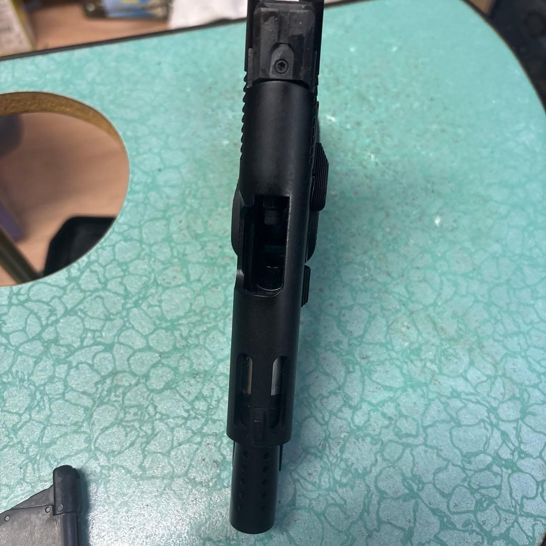 動作確認済　V10 Ultra Compact .45 ガスガン　東京マルイ