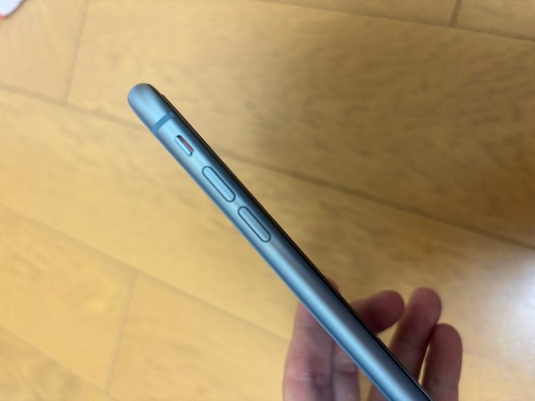 Apple iPhone XR ブルー 本体　128gb