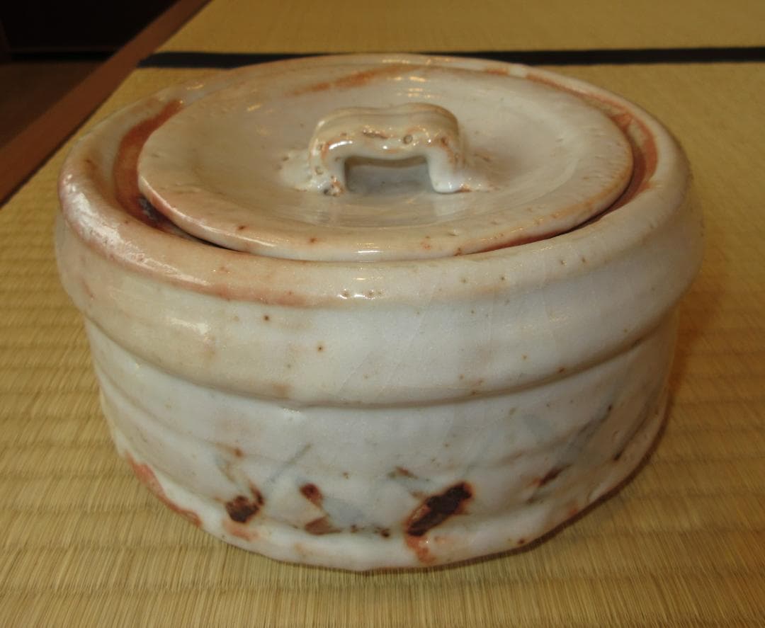 送料込【逢絢亭】茶道具 平水指 美濃焼 志野 陶器の蓋 加藤晴三 共箱入り