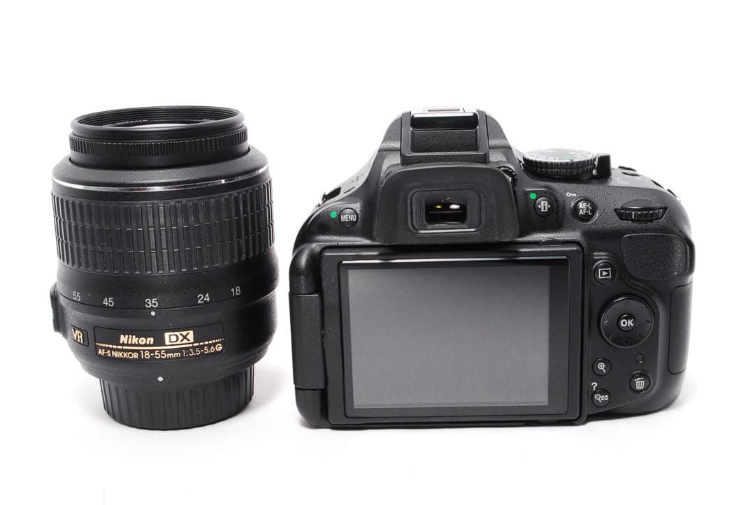 Nikon D5200◆ショット数少なめ◆すぐ使える◆一眼レフカメラ◆手ぶれ補正