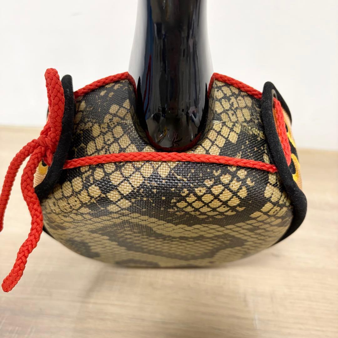 ★美品★ 沖縄三線 蛇柄　人工革　三味線 胴巻き 和楽器