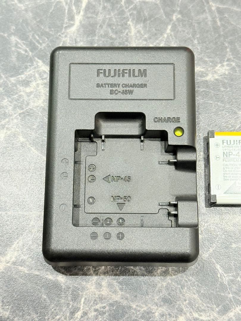 富士フィルム FINEPIX Z300 デジタルカメラ 値引き交渉可能