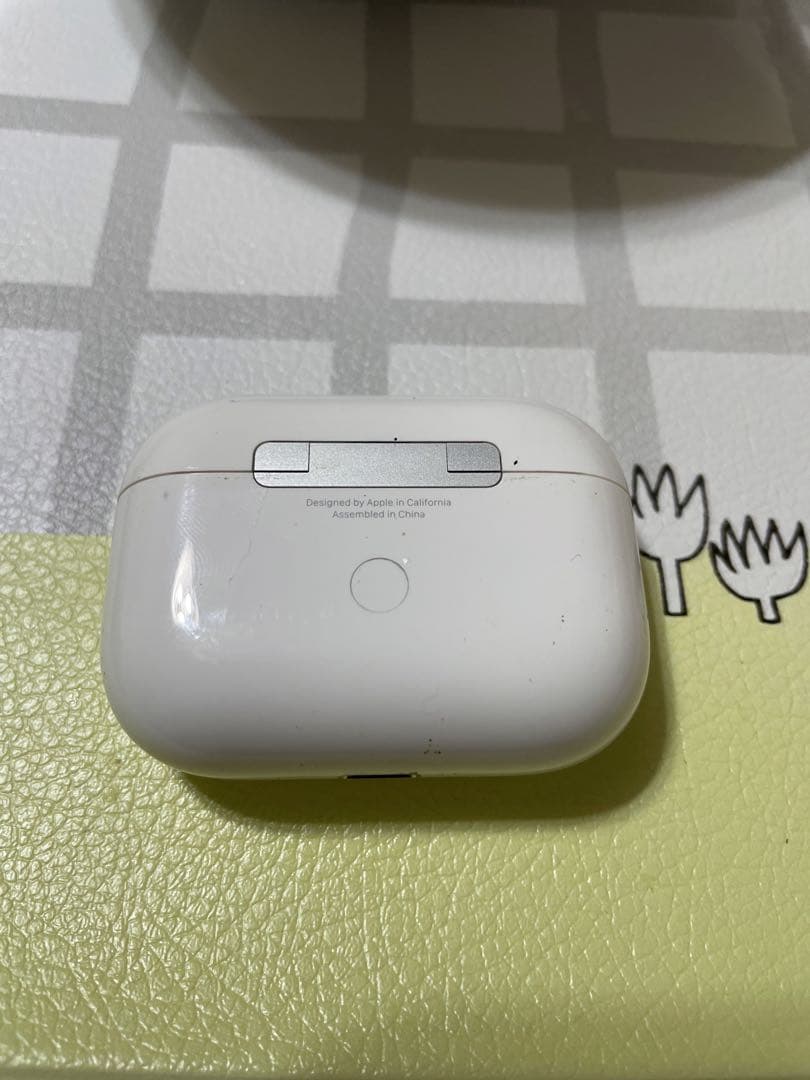 AirPods Pro 2世代ワイヤレス充電器のみ