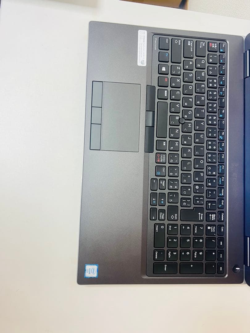 Windowsノート本体 Dell Precision 7540 Xeon/32GB/256GB +1TB
