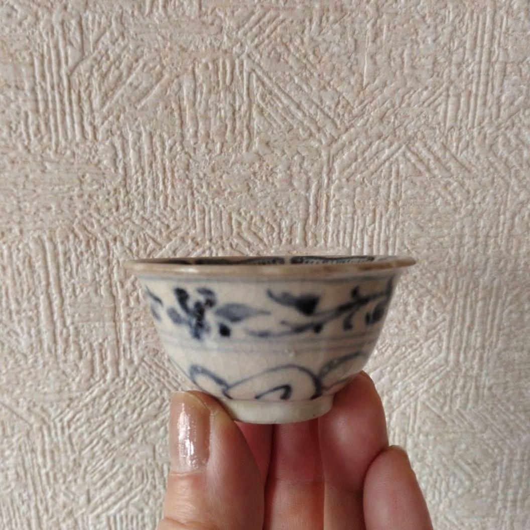 《期間限定セール！2/28まで！》新渡古安南染付輪花福文茶碗東南アジア中国古玩