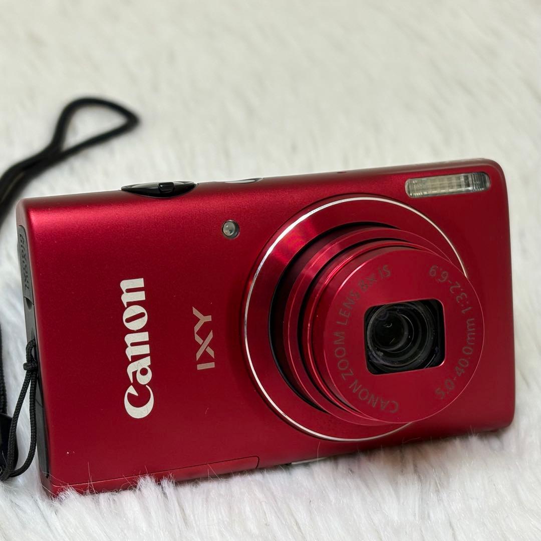 Canon カメラ　IXY 110F PC1889 充電器　箱 コンデジ　動作品