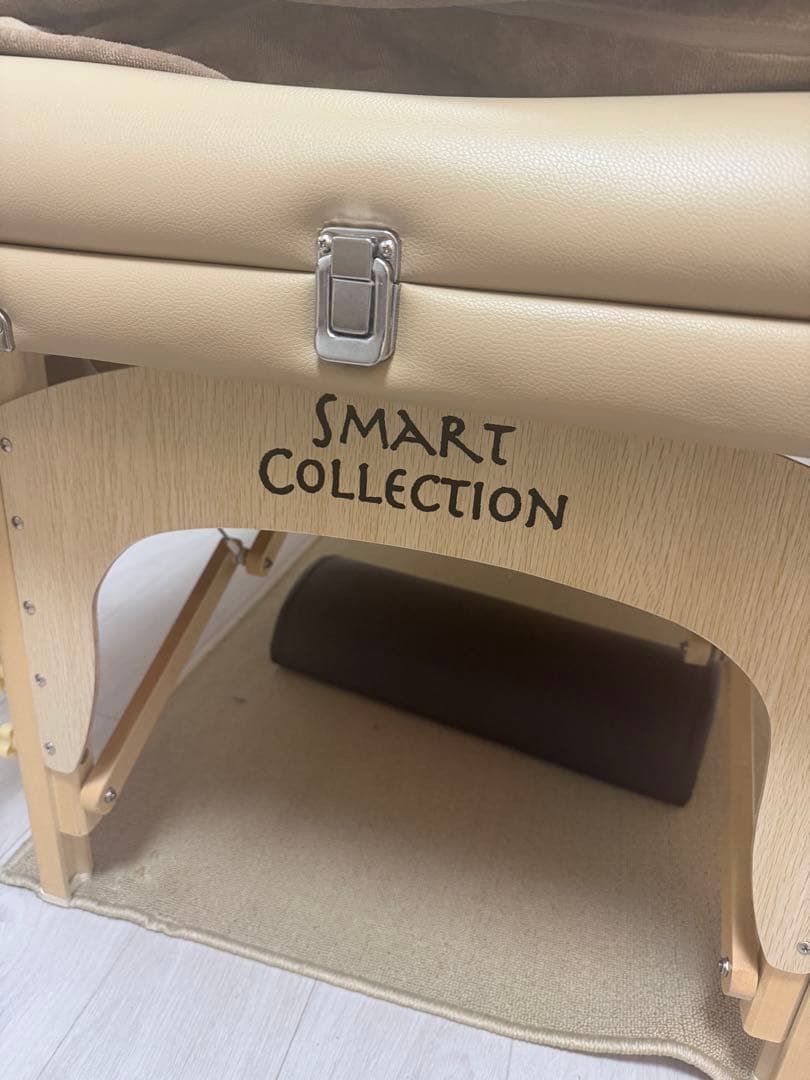 【定価】27,800円　折りたたみマッサージベッド ベージュ