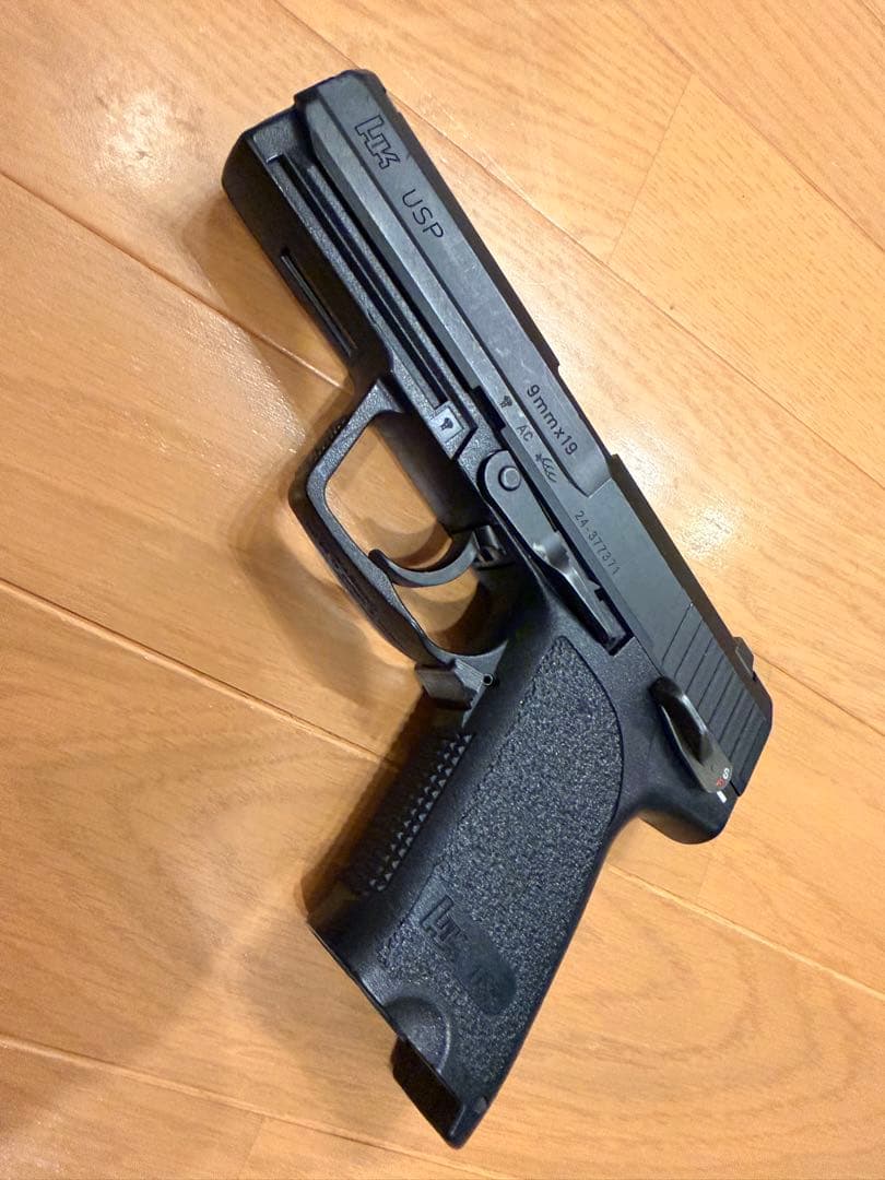 東京マルイ USP ガスブローバック　ハンドガン