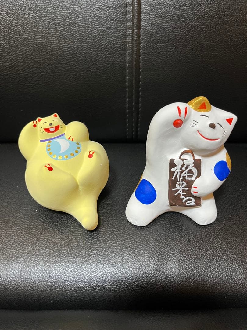 輪葉葉工房の招き猫2体