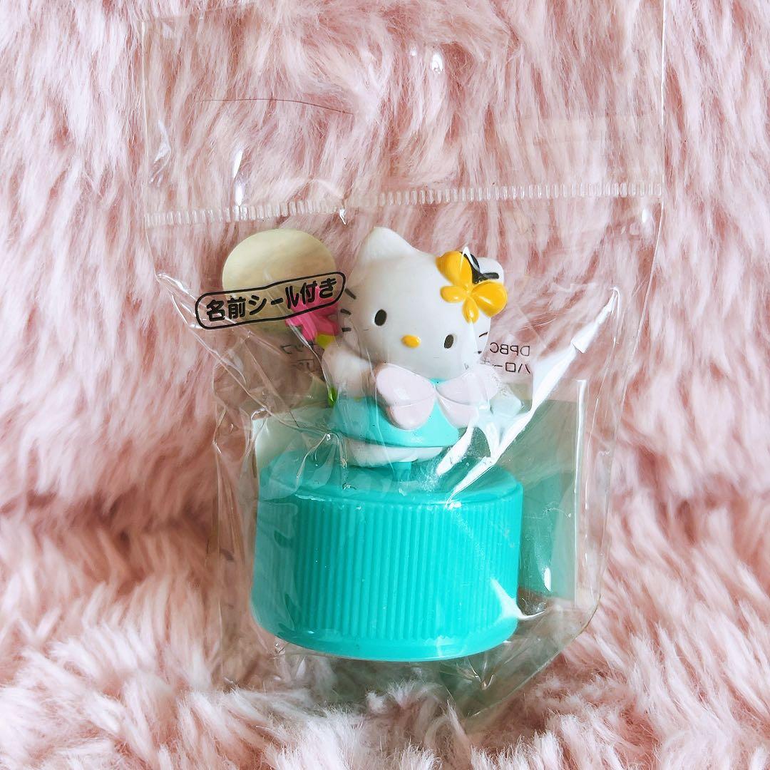 希少レア　ハローキティ　ダイカットペットボトルキャップ　エンジェル　サンリオ