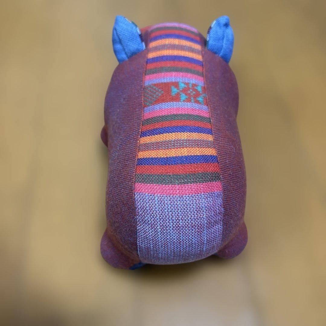 ベトナム土産 ハンドメイド布製カバのぬいぐるみ