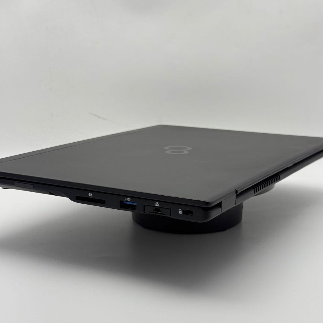 Core i5八世代◆4GB◆128GB◆富士通LIFEBOOK U939◆