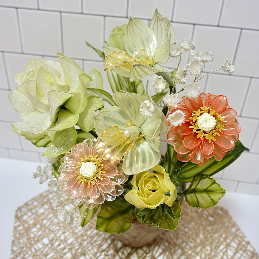 アメリカンフラワー（バラ、シンビジウム）ディップフラワー