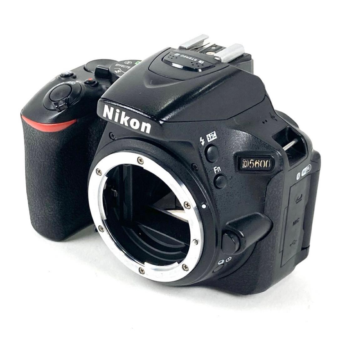 【⚾️】Nikon D5600 18-55 70-300ダブルズームキット