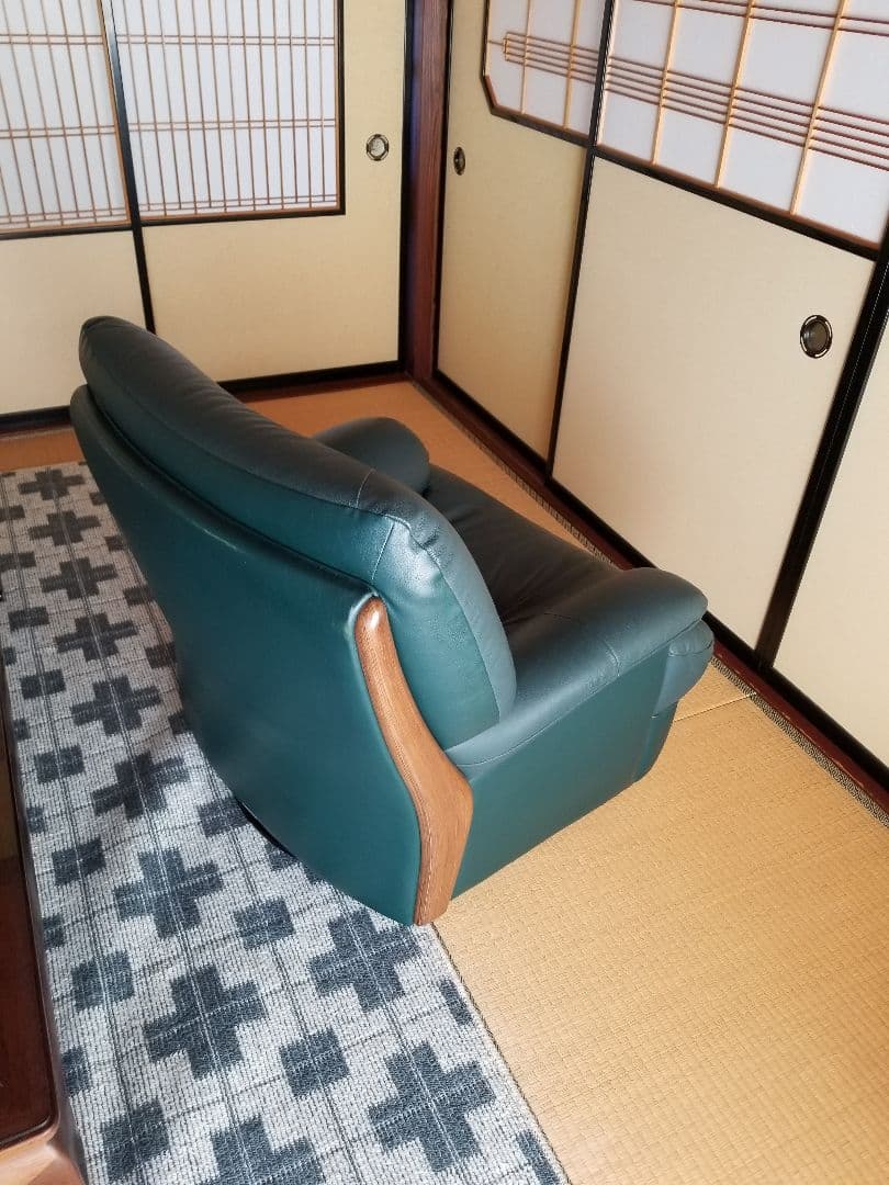高級 カリモク家具 チターノ回転式 レザーソファー1人掛け