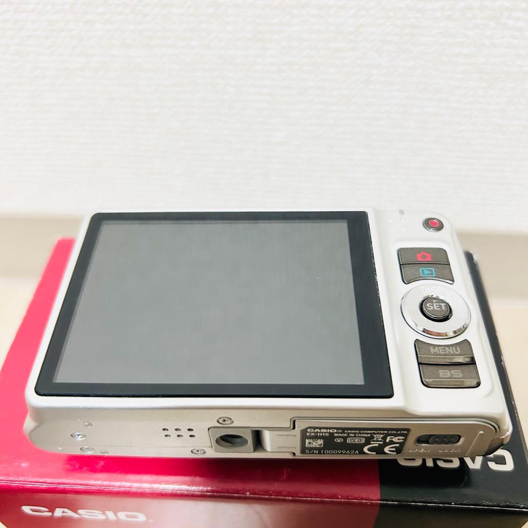 CASIO EXILIM ex-h15 コンパクトデジタルカメラ