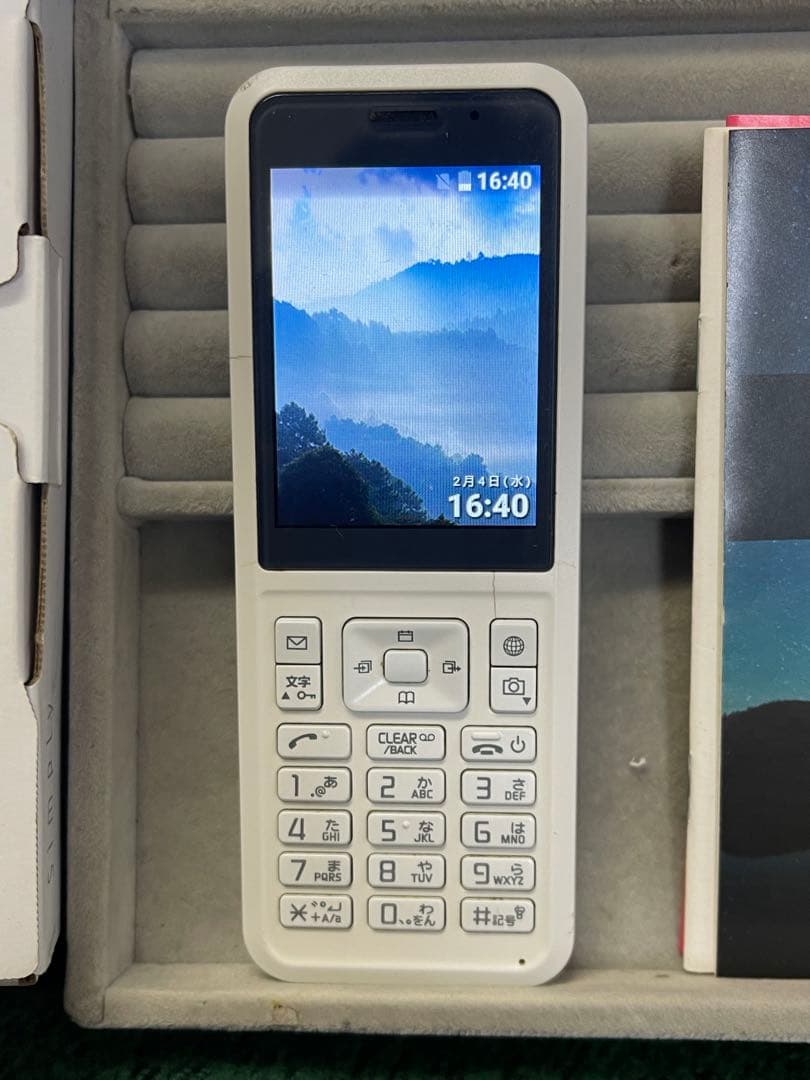 【箱・説明書付】Simply NP602SI ホワイト SoftBank ガラホ