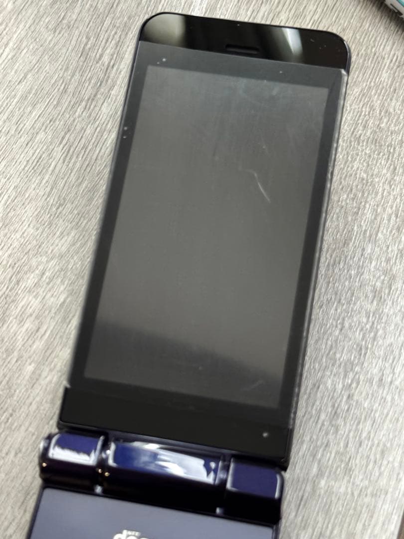 美品　AQUOS SH-01J