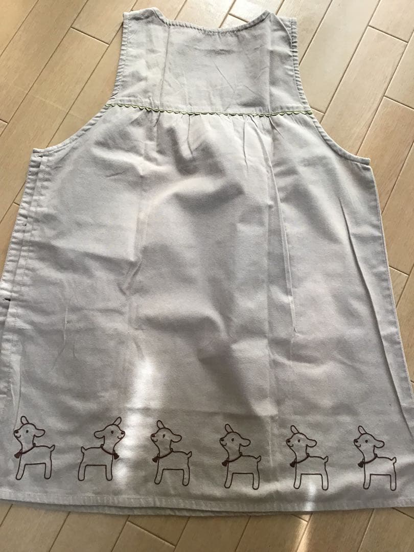 学研正規品　オオカミと７匹の子ヤギ　完売品保育士エプロン