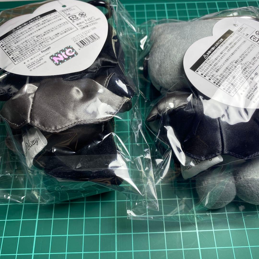 ハローキティ ぬいぐるみ 黒と灰色　ハローキティ ブラックエンジェル エンジェル