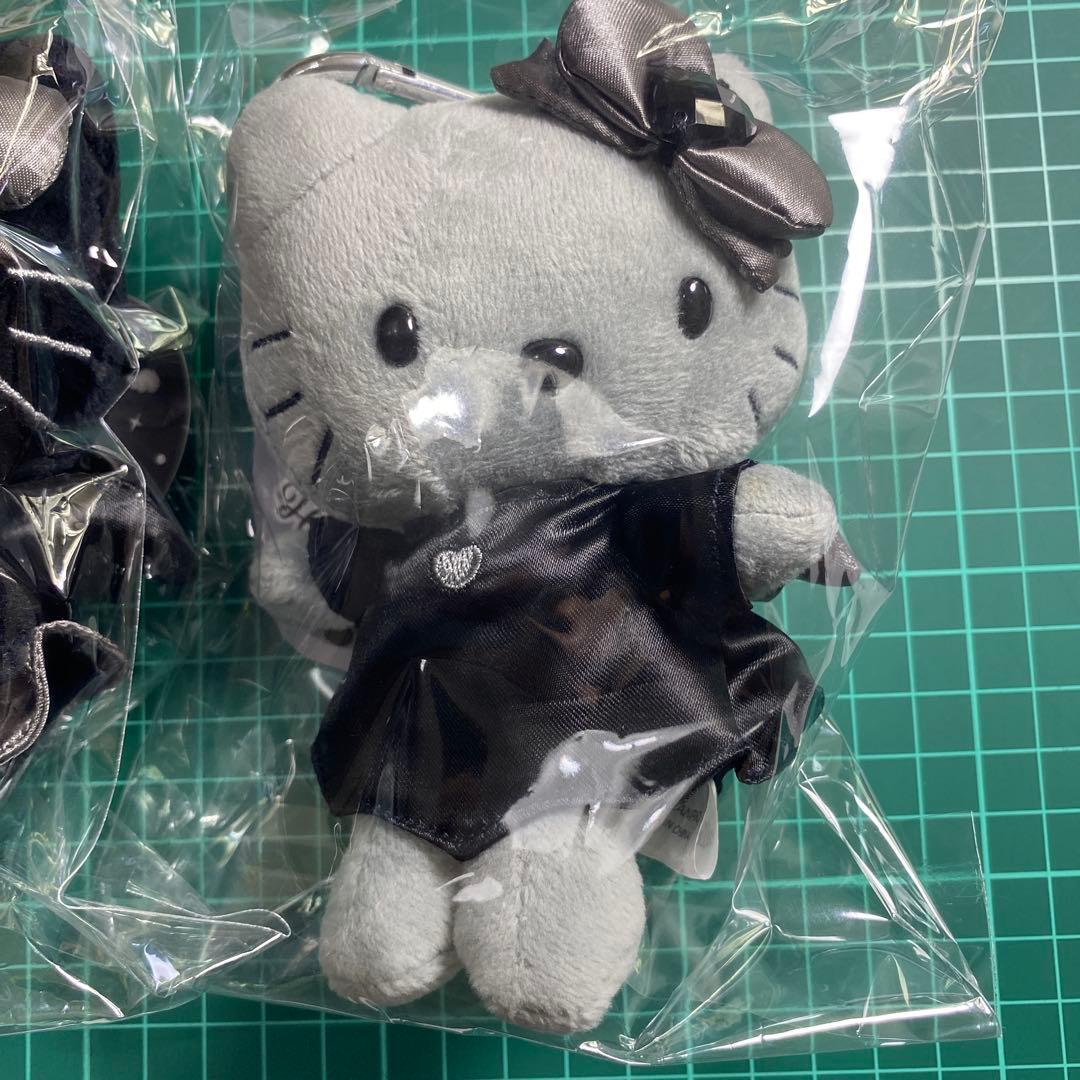 ハローキティ ぬいぐるみ 黒と灰色　ハローキティ ブラックエンジェル エンジェル